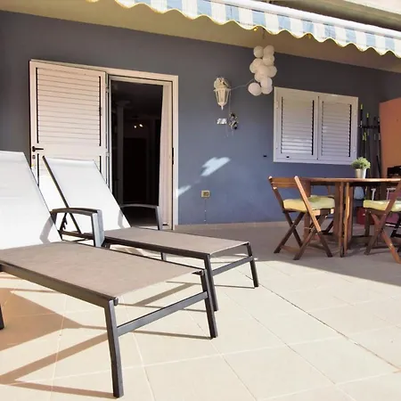 Apartment Charming Meters From Beach With Pool Puertito de Guimar