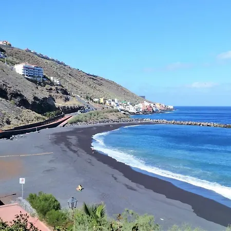Charming Meters From Beach With Pool *